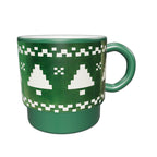3D view – Green Pixel Christmas Tree Cup, 8 cm wide × 8 cm high